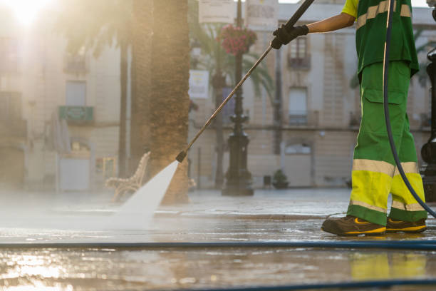 Best Gutter Cleaning  in Clifton, NJ